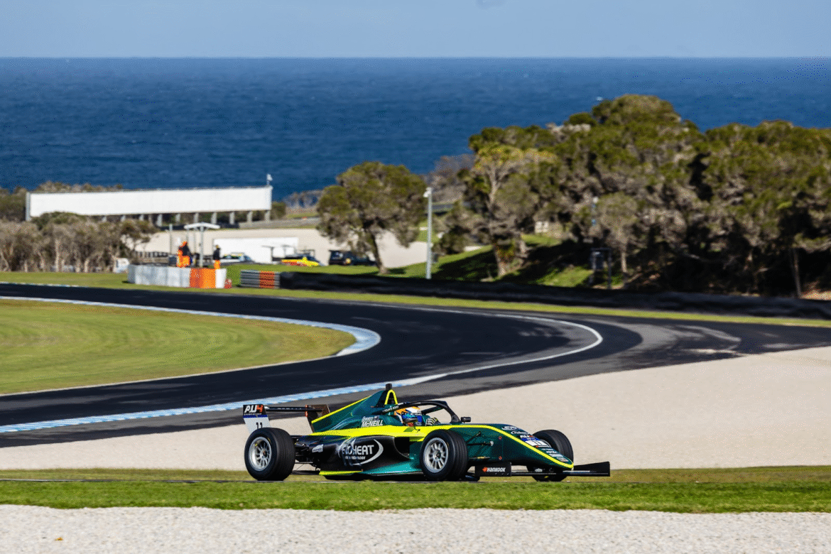 À beira da decisão do AU4, para Isaac McNeill, é mais do que apenas um título – Série Feeder