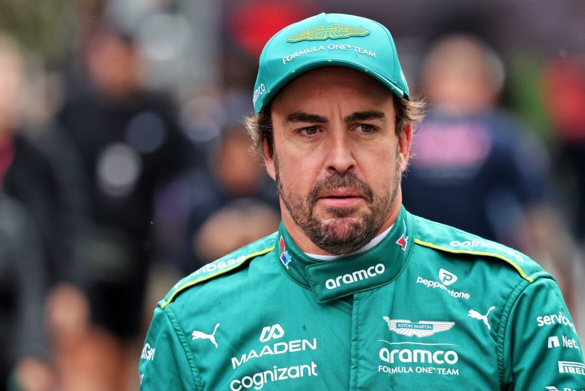 Alonso continua a acreditar no projeto da Aston Martin.