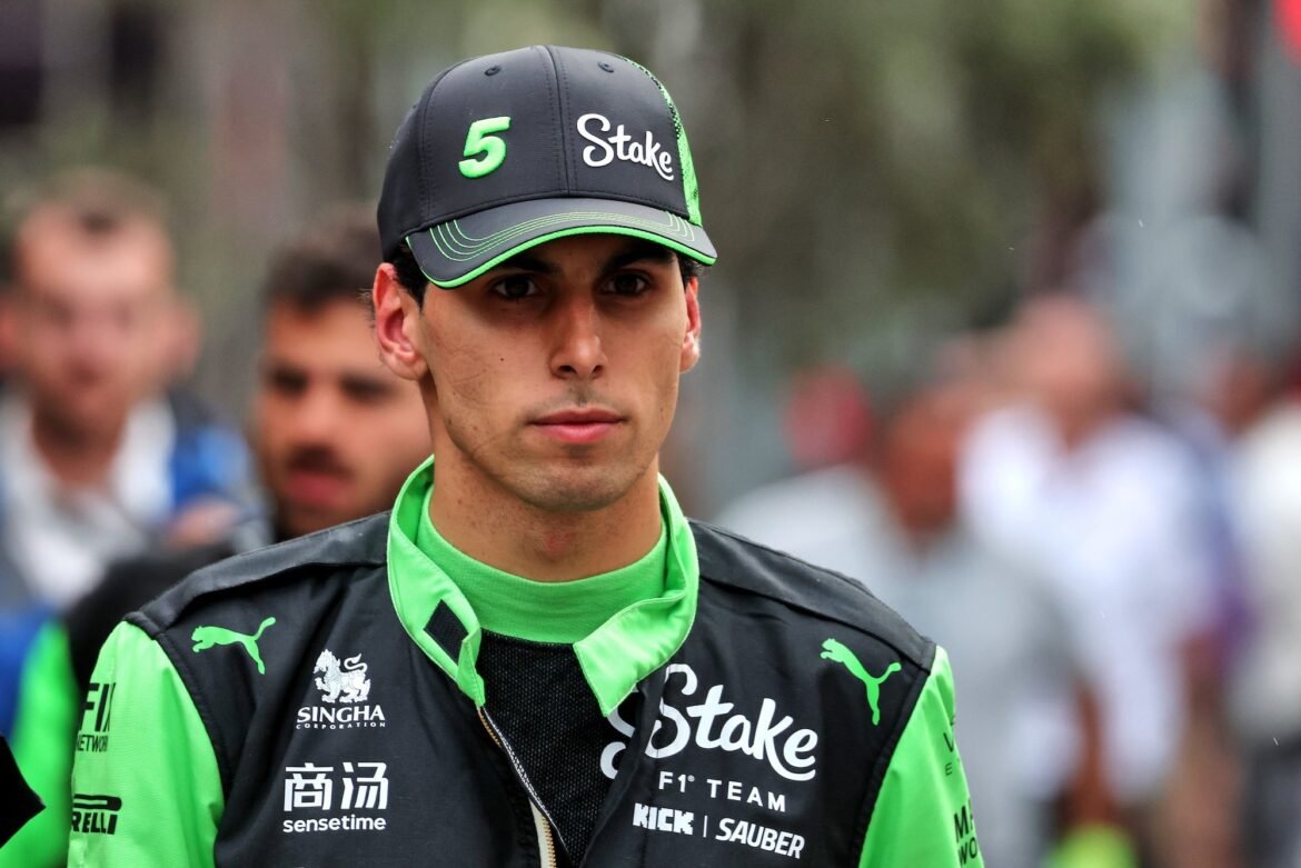 Bortoleto celebra ter concluído o GP em Baku "sem danos no veículo"