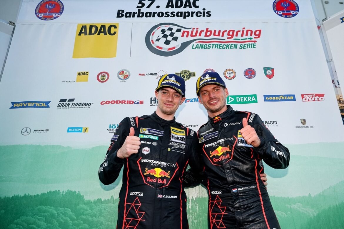 Fãs de Max Verstappen em risadas com falha na celebração do GT3 após vídeo viralizar