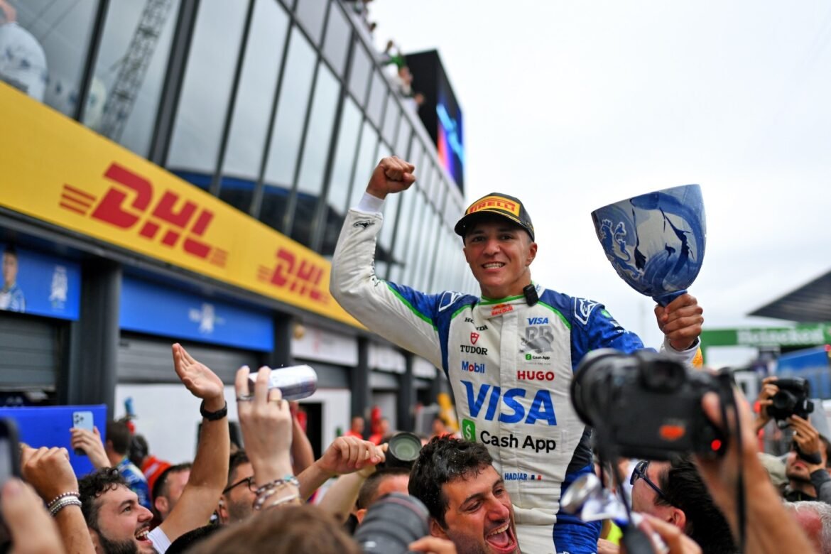 Red Bull já teria decidido sobre o novo parceiro de Verstappen.