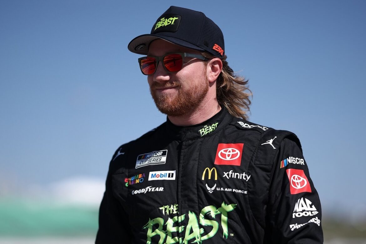 Reddick "bastante nervoso" abaixo da linha de corte dos Playoffs da NASCAR