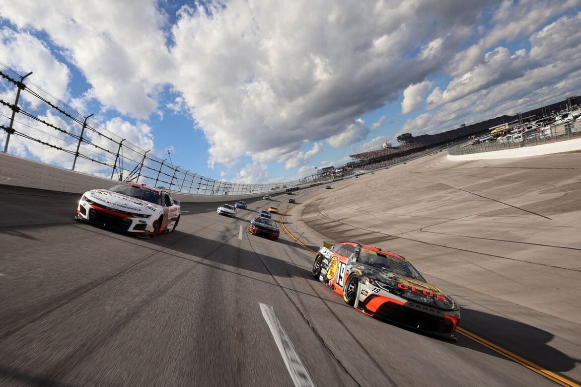Classificação de audiência na TV: Comparativo entre NASCAR e F1 no Brasil