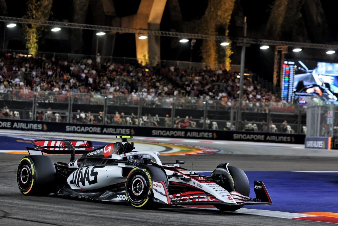 F1: Haas expressa otimismo após os treinos em Singapura: "Um dia consistente"