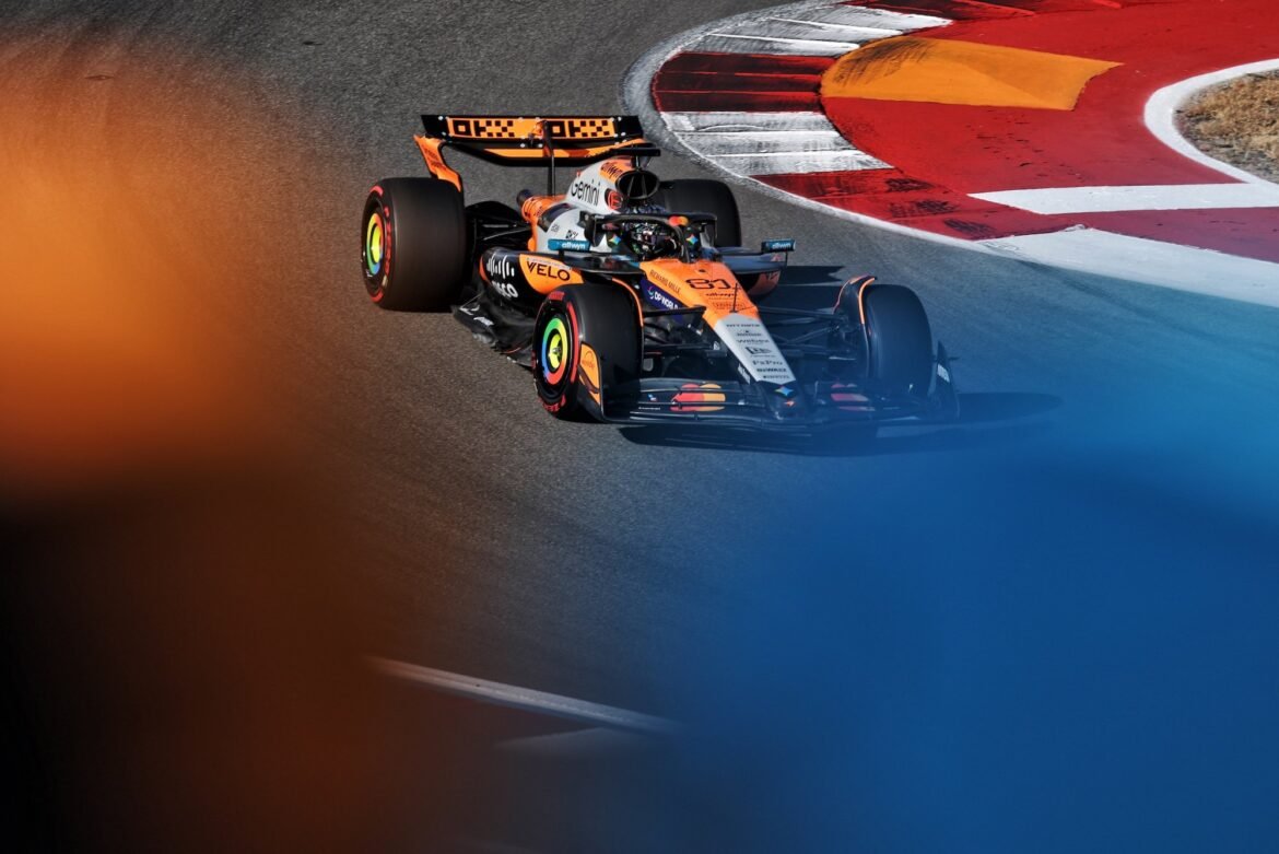 McLaren avalia desempenho misto após pódio de Norris e desafios enfrentados por Piastri.