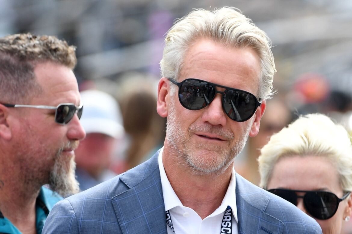 NASCAR solicita ao tribunal para supervisionar negociações de acordo com 23XI e Front Row