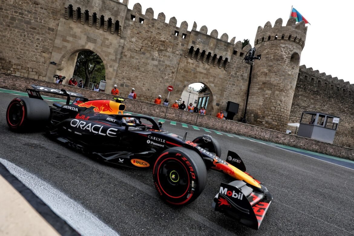 Pilotos da Red Bull buscam continuar progresso em Singapura.