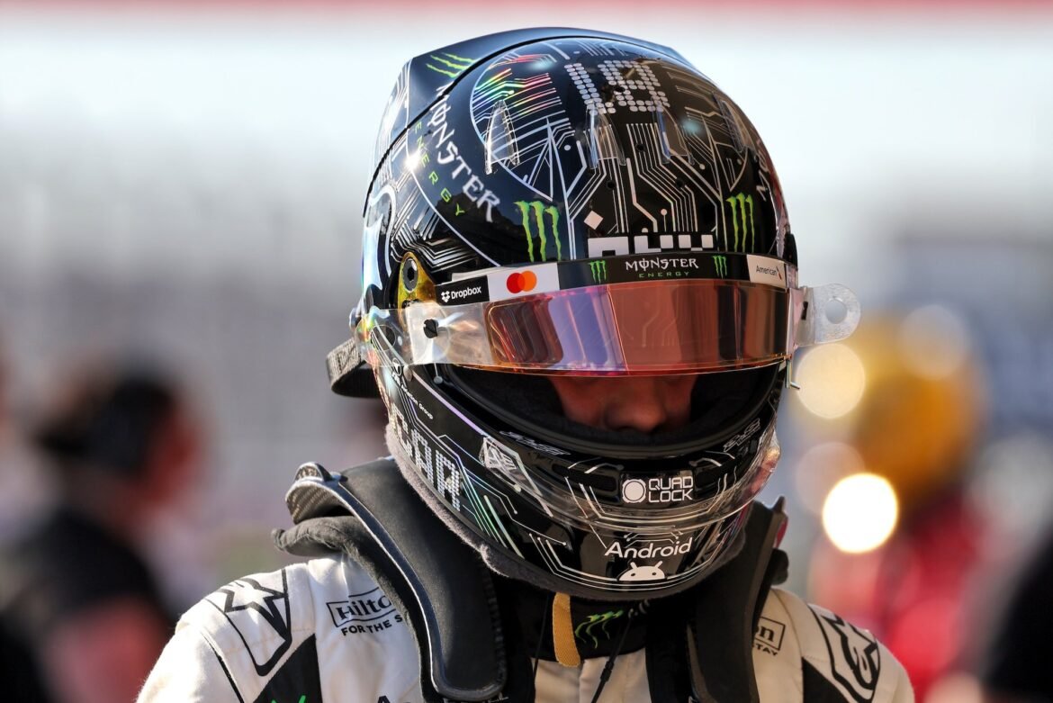 Regulamentação de treinamento para jovens pilotos pode impactar Piastri no GP de Abu Dhabi.