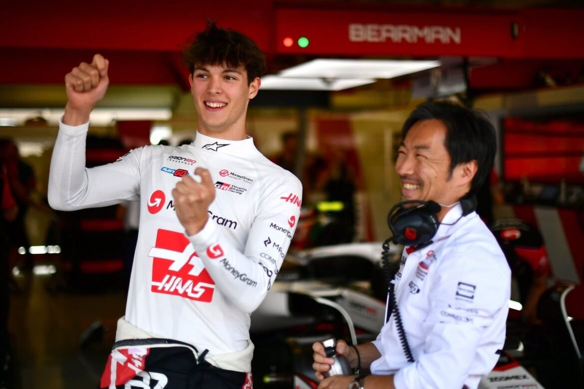 Romain Grosjean elogia Oliver Bearman após ele igualar o melhor resultado da Haas na F1 no GP do México.