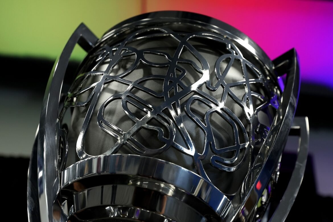 Assista 'Dentro da Corrida' ao vivo após a corrida do campeonato da NASCAR Cup.