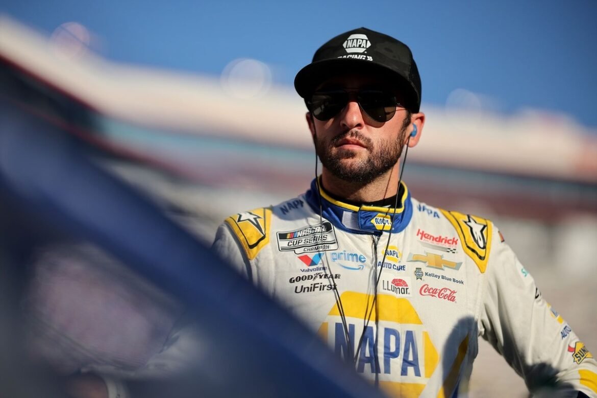 Bom, mas não excelente, diz Chase Elliott sobre 2025.