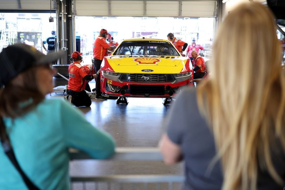 Indústria da NASCAR avalia remover alguns componentes do NextGen