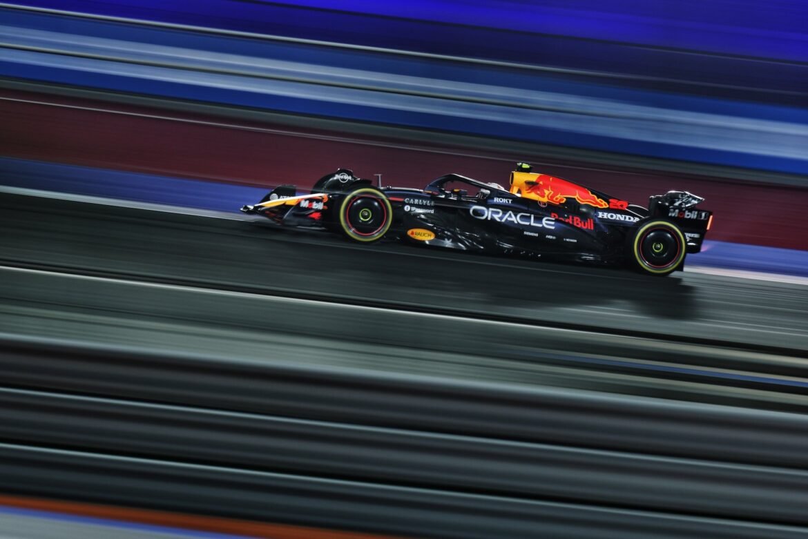 Red Bull alcança triunfo no Catar com uma estratégia eficaz e desempenho robusto.