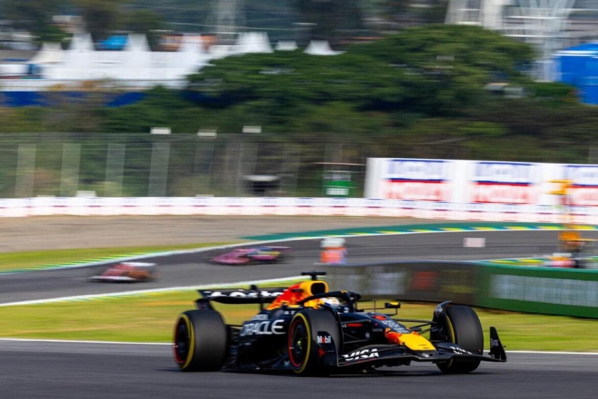 Verstappen fica surpreendido ao escutar o motor da Red Bull Powertrains-Ford para 2026.