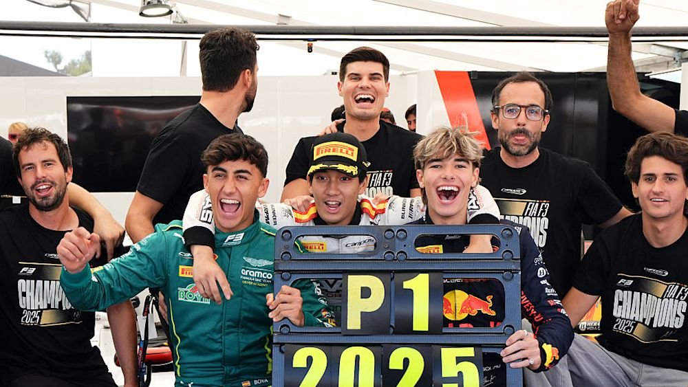 A Campos foi a única equipe a ter todos os três pilotos entre os dez primeiros do Campeonato