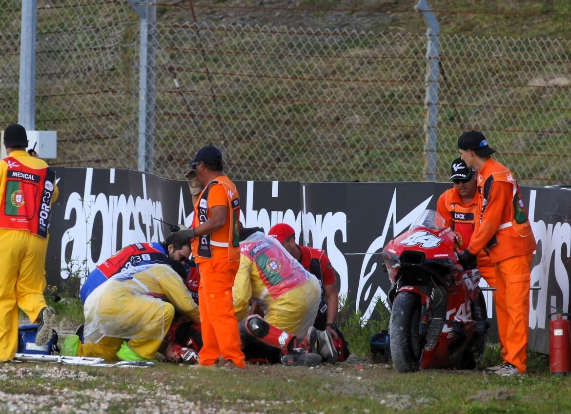 Aleix Espargaró "quase chorando": "É incrível o que Pol fez"