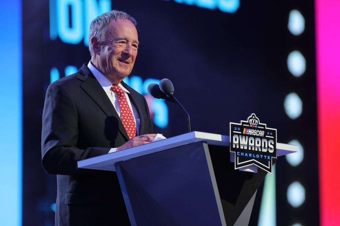 CEO da Bass Pro Shops, em uma carta contundente, expressa indignação à NASCAR sobre ofensas a Childress