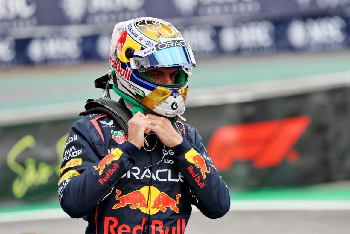 Durante as férias da F1, Verstappen testa Mercedes em Portugal.