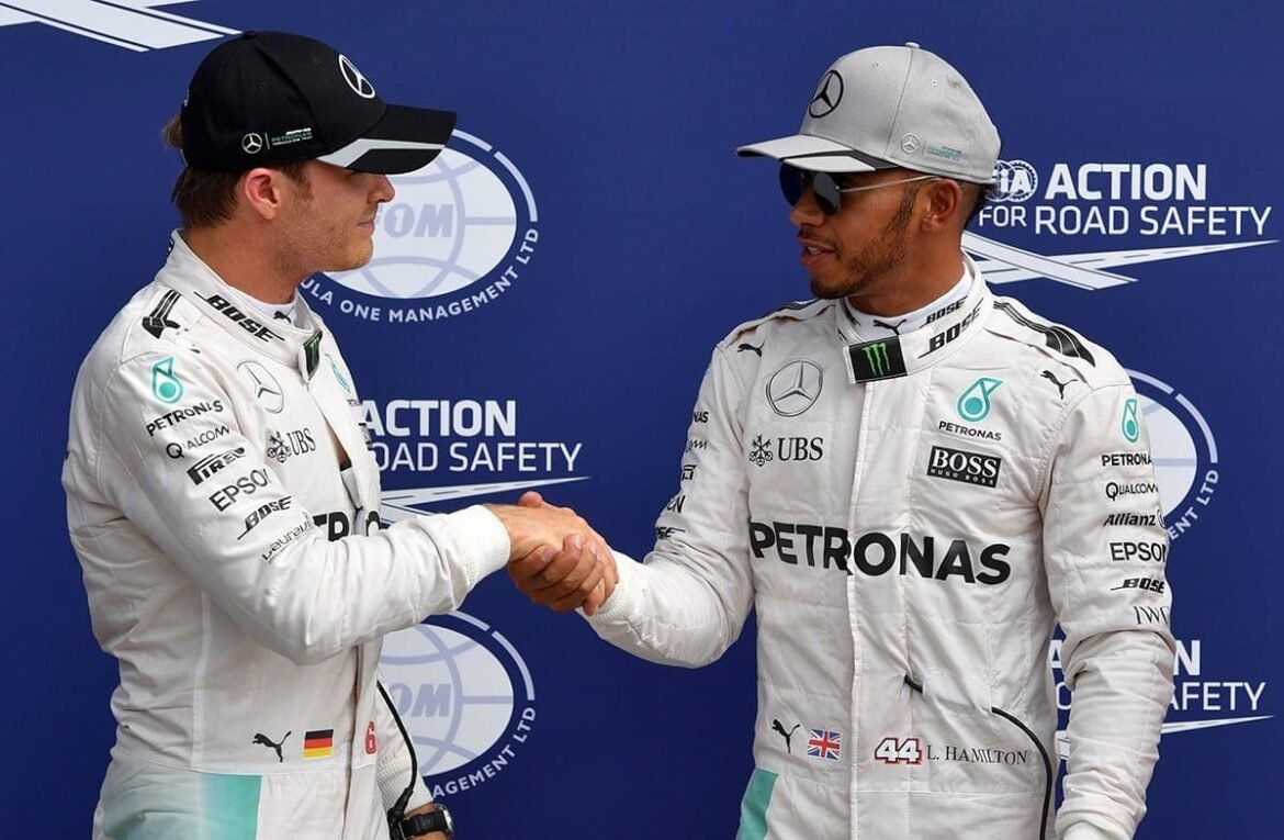 Rosberg expressa preocupação de que os desafios de Hamilton na Ferrari possam comprometer seu legado.
