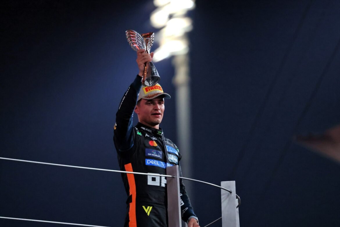Verstappen e Domenicali fazem piadas com Norris após o GP de Abu Dhabi