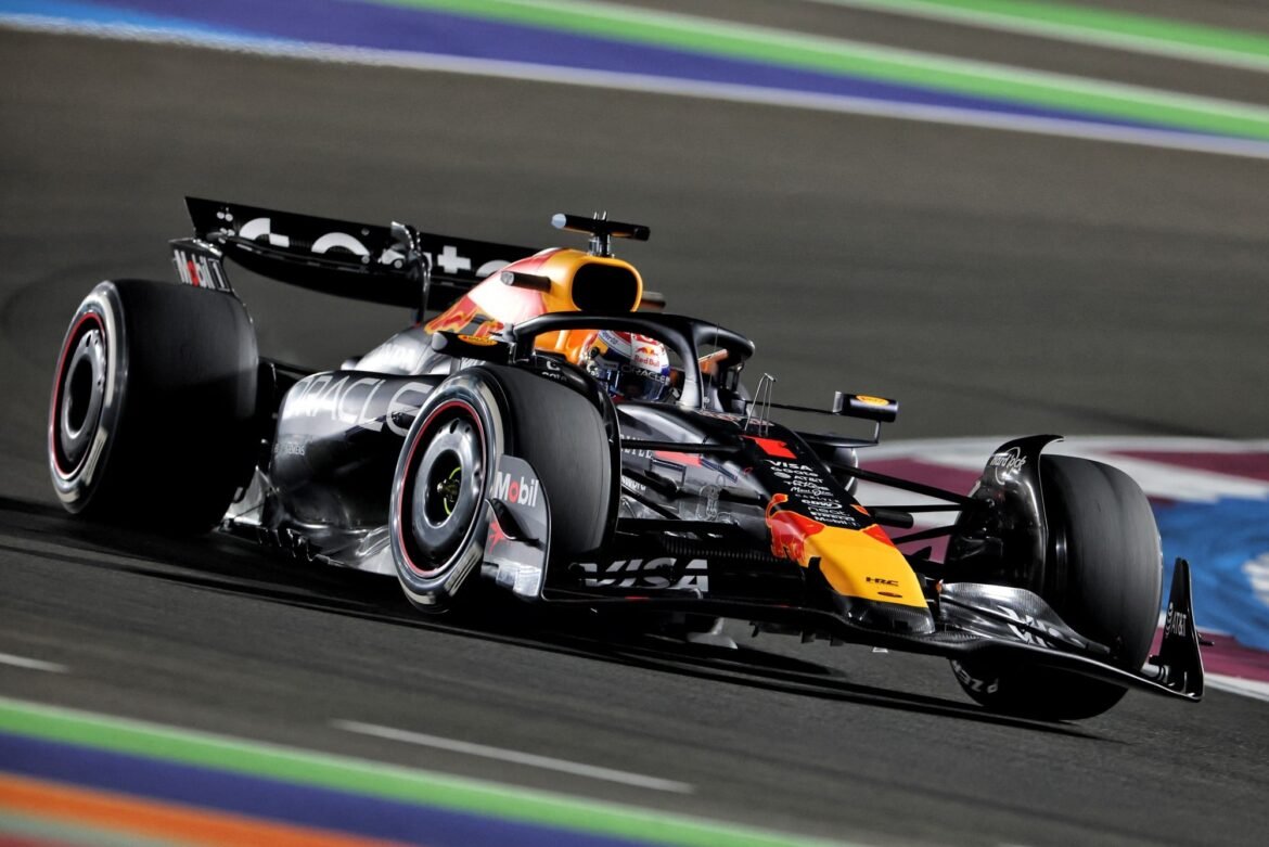 Verstappen expressa gratidão aos fãs após conquistar o segundo lugar no Campeonato de 2025.