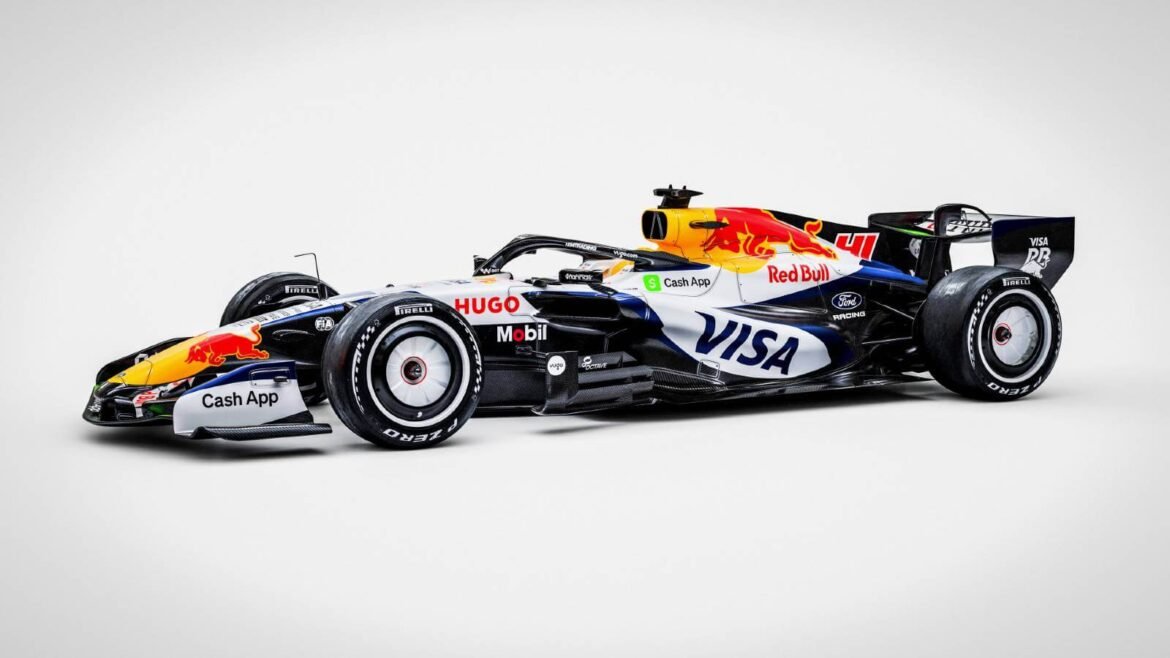 A Racing Bulls apresenta nova pintura do VCARB03 para a F1 2026.