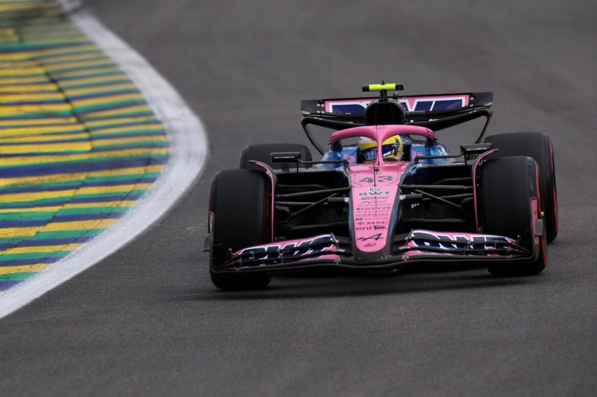 A reestruturação da Alpine para 2026 ganha um novo parceiro com a entrada da eToro como patrocinadora da equipe.