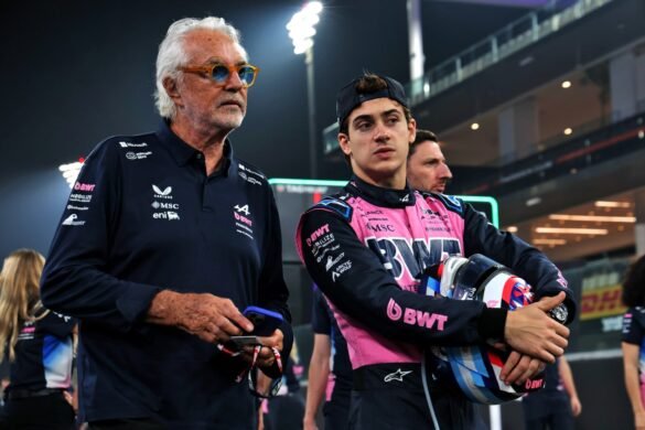 Briatore exige progresso de Colapinto para 2026 na Alpine.