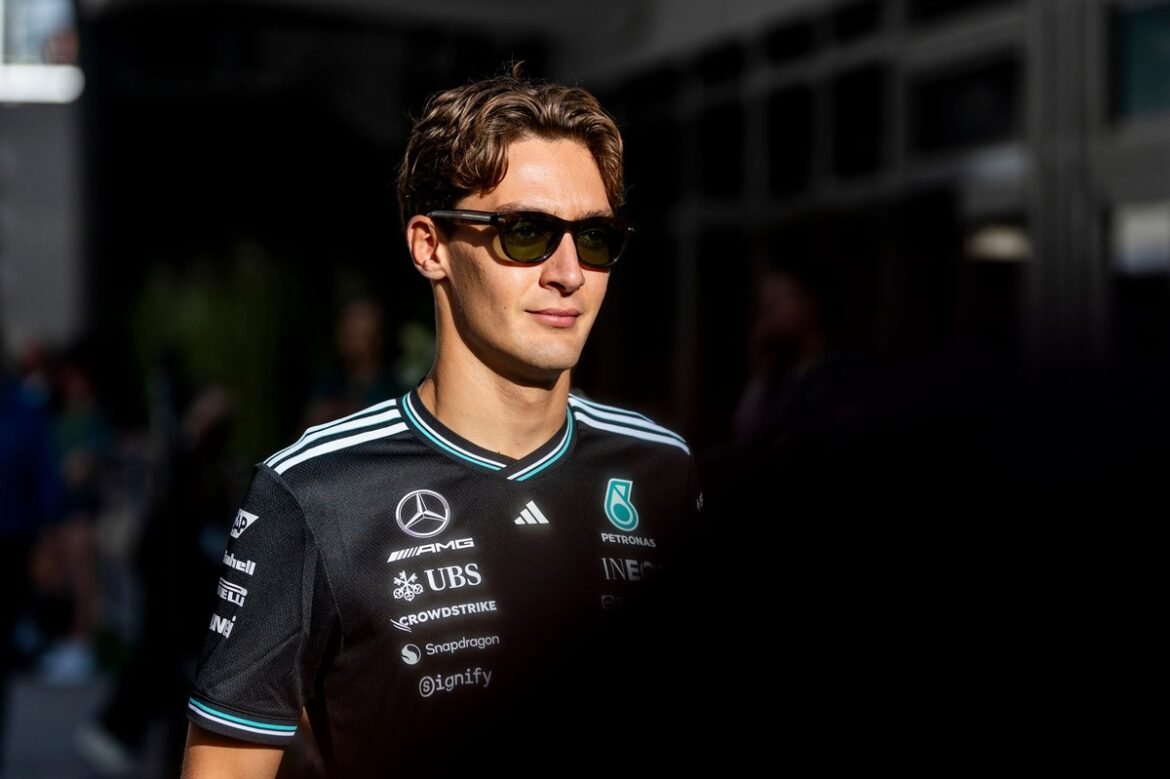 George Russell está colado em Max Verstappen nas apostas para o título da F1 de 2026.