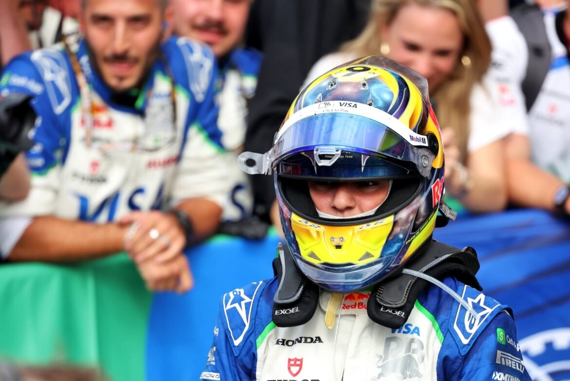 Hadjar conquista seu sonho, mas enfrenta o maior desafio da carreira na Red Bull.