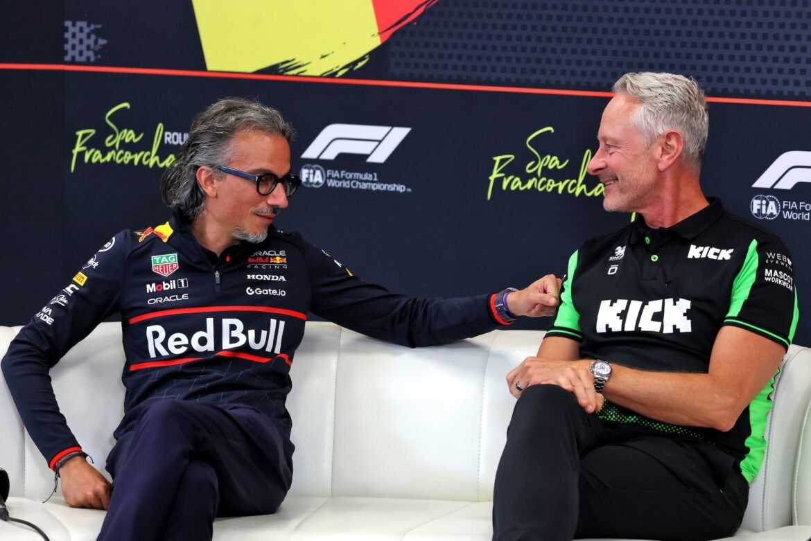 Jonathan Wheatley, o "especialista em automóveis" que se junta à Audi com uma chave de fenda na mão.