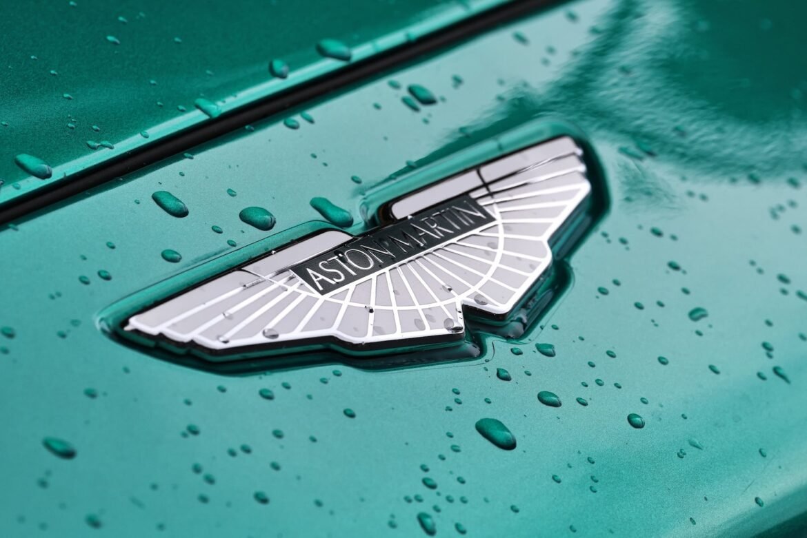 Newey aponta problemas e impulsiona alterações no projeto de 2026 da Aston Martin.
