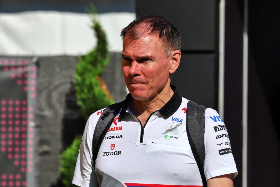 Permane fala sobre o desafio de Hadjar ao lado de Verstappen.