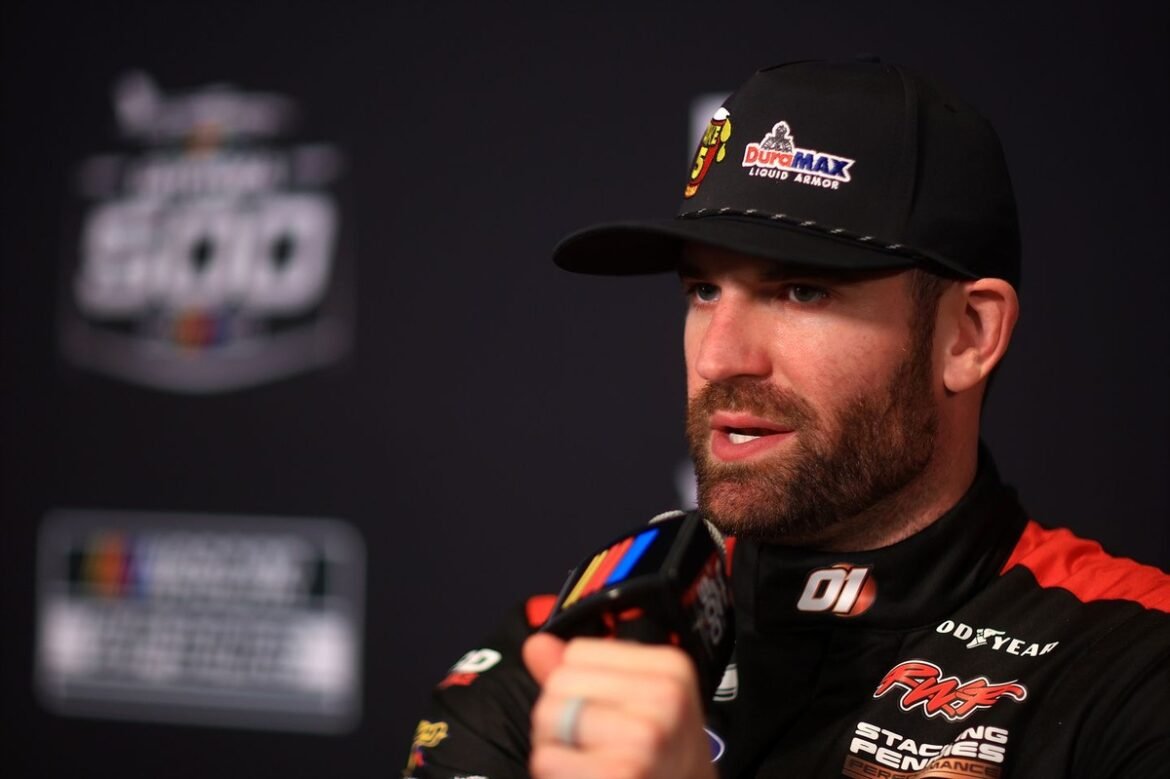 RFK Racing reativa o carro nº 99 e contrata Corey LaJoie para a Daytona 500.