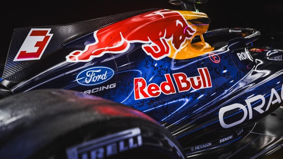 Red Bull antecipa noites em claro com novo motor para 2026