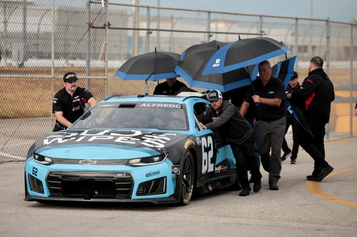 Anthony Alfredo desclassificado, retirado do grupo do Daytona 500