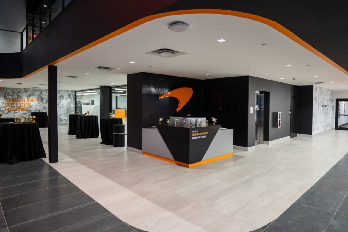 Arrow McLaren inaugura oficialmente sua nova sede em Indianápolis.