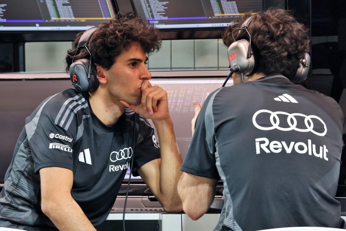 Bortoleto observa avanços da Audi no Bahrein, mas destaca a importância de continuar evoluindo.