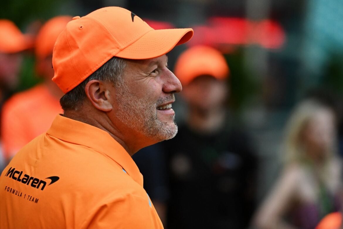 Brown elogia Norris por sua nova forma de se comunicar.