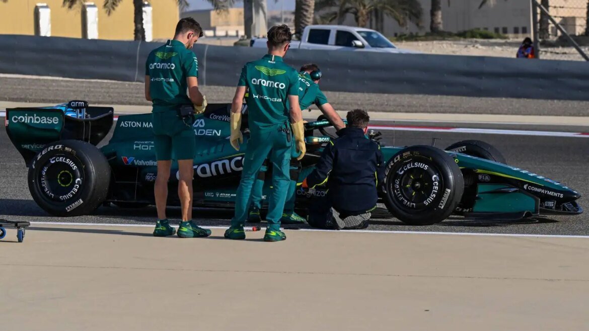 Vibrações anormais da Honda representam um duplo desafio para a parceria da Aston Martin - resumo.