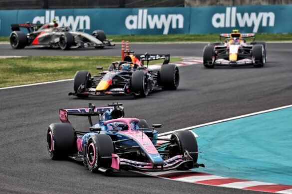 Gasly elogia desempenho do carro da Alpine após uma corrida intensa em Suzuka.