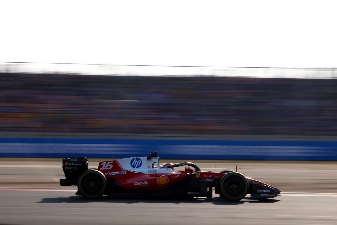 Leclerc comenta sobre a perda de tempo na volta e solicita uma investigação da Ferrari.