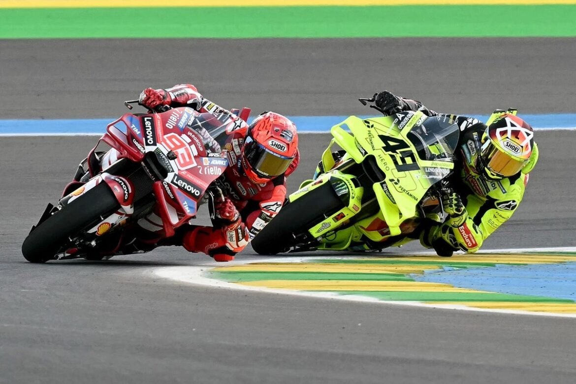 Marc Márquez conquista vitória surpreendente em sprint adiado