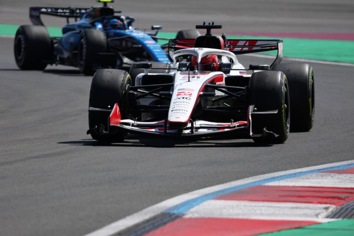 Ocon aceita a culpa pela colisão com Colapinto na China.