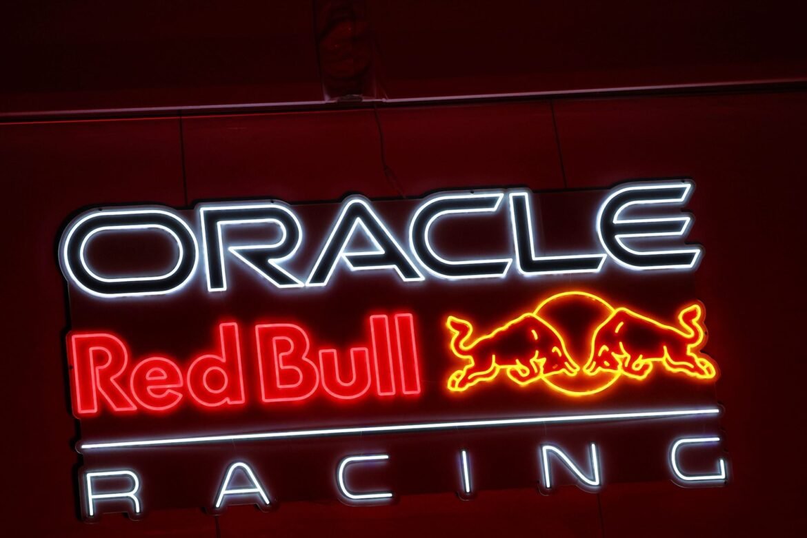 Red Bull recebe críticas no Brasil por problemas de comunicação