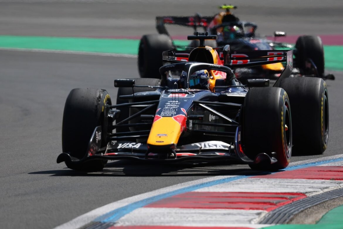 Wolff compreende as críticas de Verstappen, mas afirma que o entretenimento continua sendo positivo.