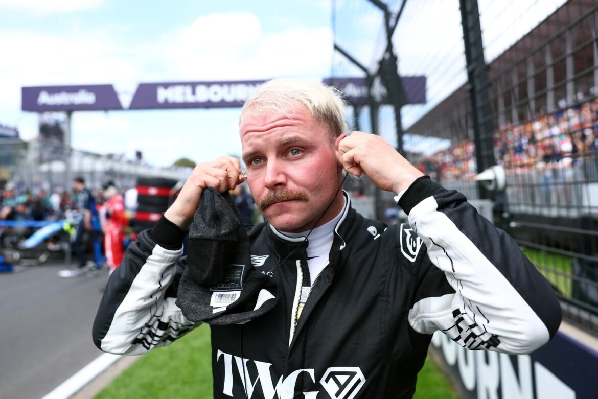 Bottas diminui as queixas e comemora o retorno à Cadillac.