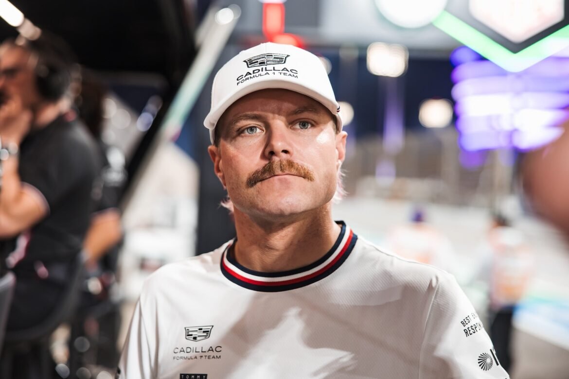 Bottas reconhece desafios como piloto reserva da Mercedes em 2025.