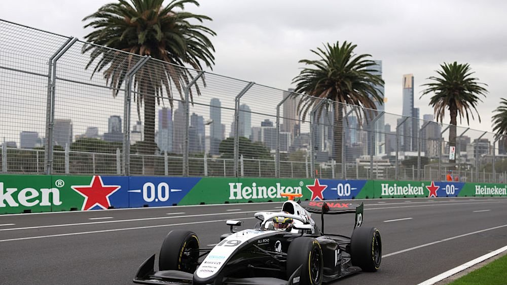 Ho escolheu entre alguns campeões mundiais de F1 ao criar seu piloto de corrida perfeito