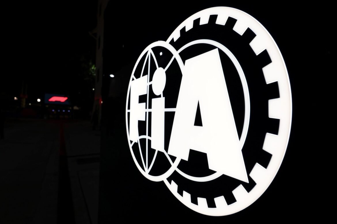 FIA promete sancionar o uso inadequado do sistema de partida.